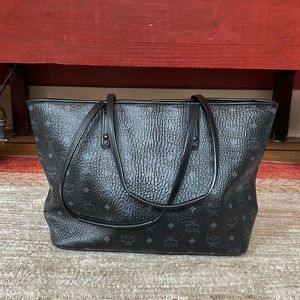 MCM Visetos Anya Shopper Tote Black, Zipper Top, Print Lining